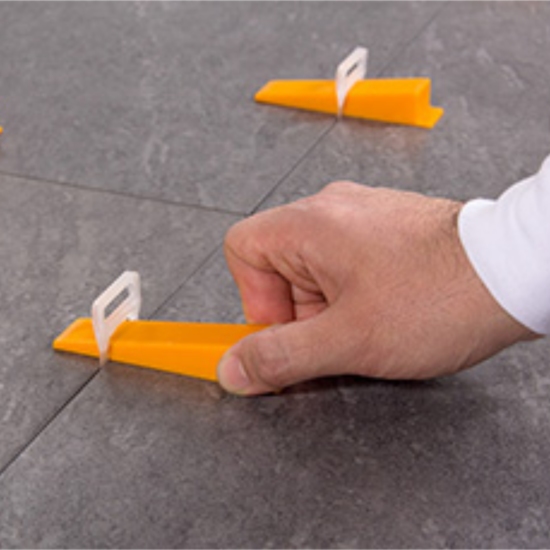 Fix Plus Levelling Keggen 250 stuks.